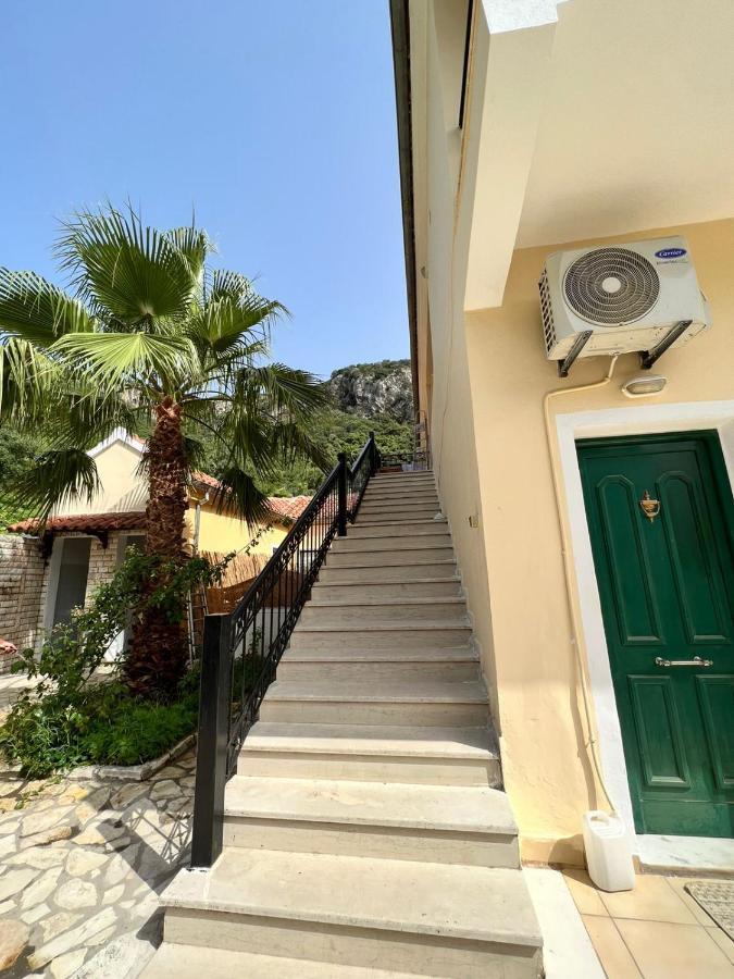 Lithino Apartments - 5Min From The Beach Agios Ioannis Peristerion Esterno foto