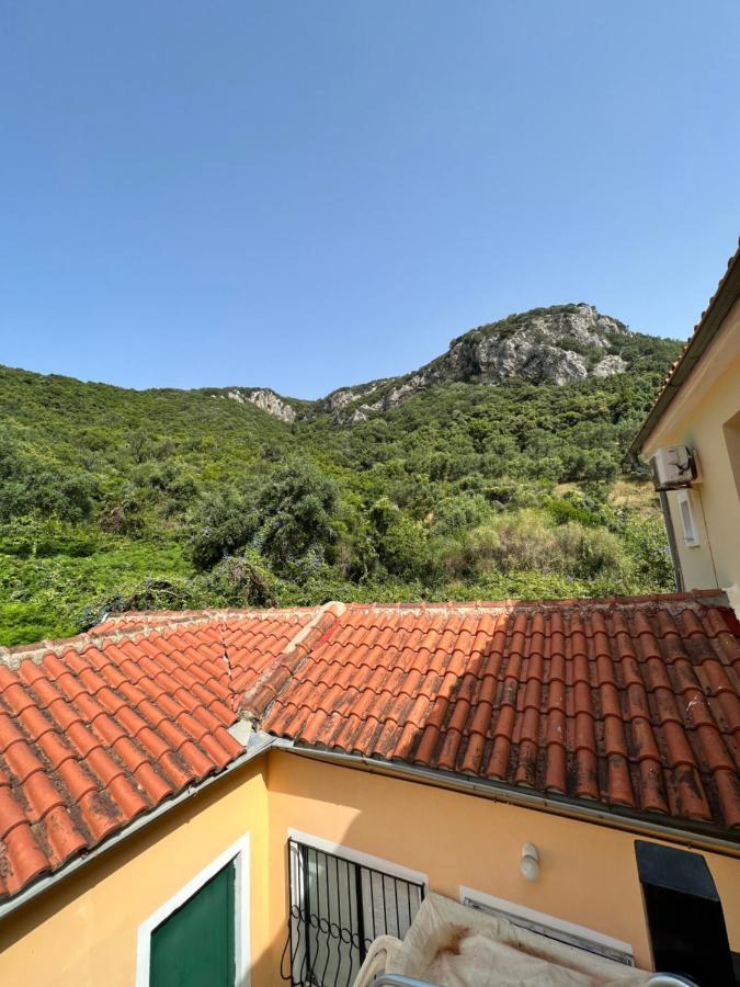 Lithino Apartments - 5Min From The Beach Agios Ioannis Peristerion Esterno foto